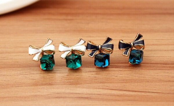 Shimmer Chic fashion Gold Bowknot Cube Crystal Earring