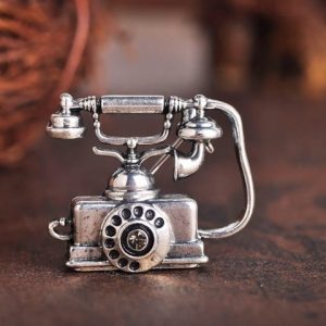 Brooch Antique Landline Wired Telephone Shape Brooches for Women