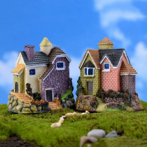 Cute Mini Resin House Miniature House Fairy Garden